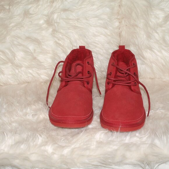Red Men's SIZE 11 SHOES By UGG Fuzzy Inside BOUGHT NOT WORN - Picture 4 of 6